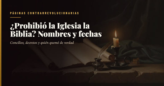 Manuscrito medieval iluminado abierto sobre un atril, con capitulares doradas y texto latino a dos columnas